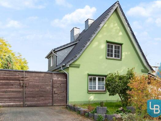 Mehrfamilienhaus zum Kauf 449.000 € 7 Zimmer 187 m² 704 m² Grundstück Preetz 24211
