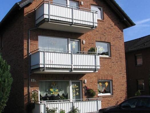 Wohnung zur Miete 670 € 3 Zimmer 82 m² Geschoss 1/2 frei ab 01.09.2026 Bugenhagenstraße 13 Elsdorf Elsdorf 50189
