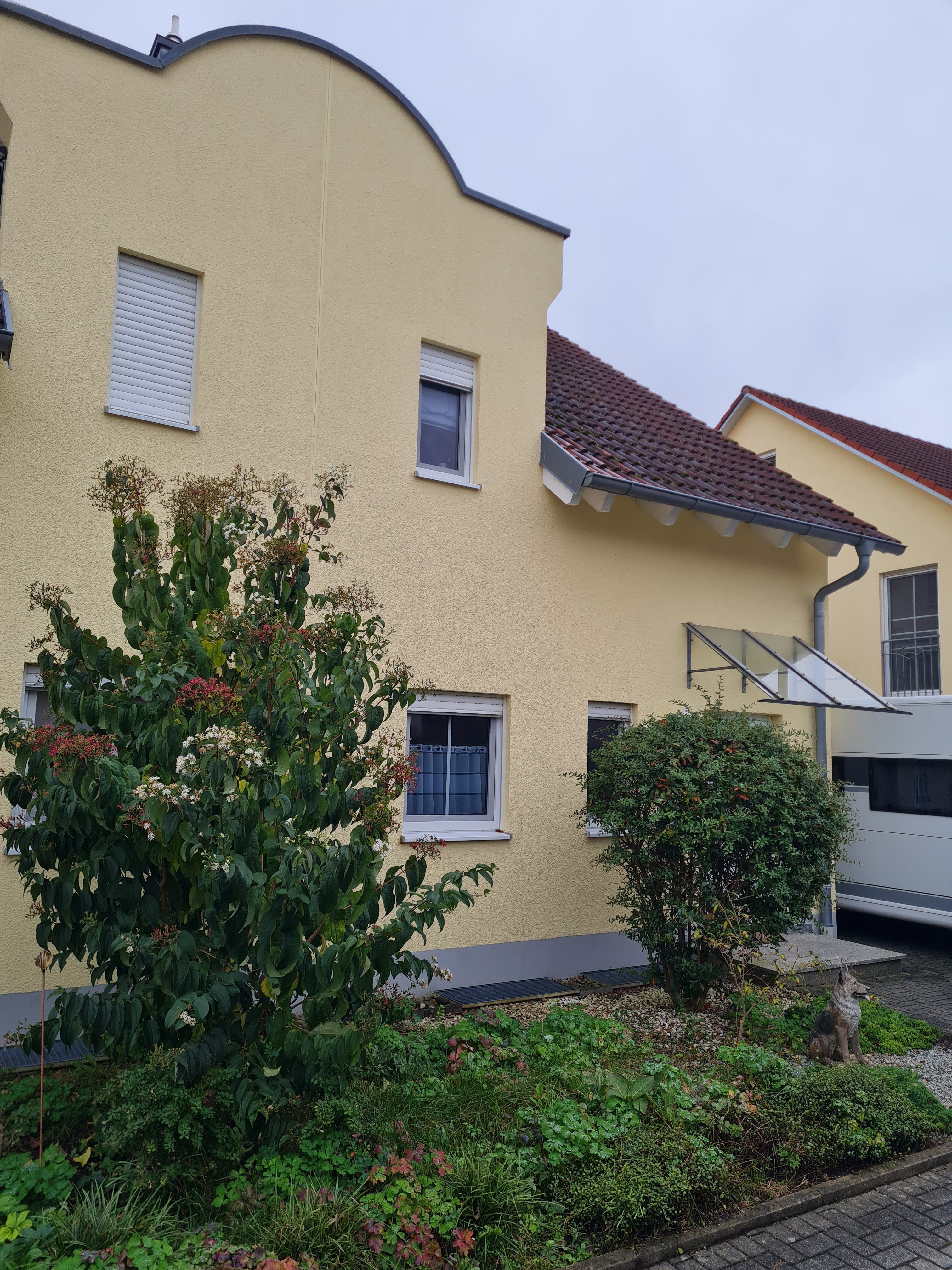 Haus zum Kauf 649.000 € 4 Zimmer 131 m²<br/>Wohnfläche 273 m²<br/>Grundstück Zuchering - Süd Ingolstadt 85051