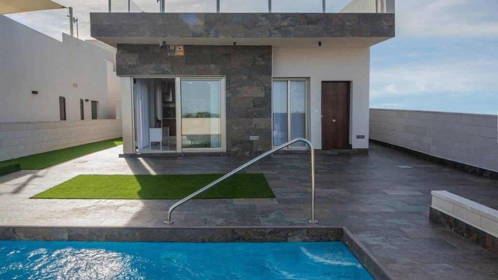 Villa zum Kauf 377.000 € 4 Zimmer 157 m² 200 m² Grundstück Orihuela Costa 03189