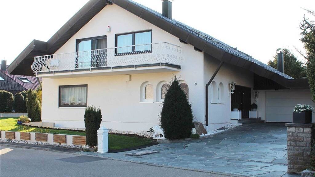 Einfamilienhaus zum Kauf 1.300.000 € 5 Zimmer 238 m² 826 m² Grundstück Heutensbach Allmersbach im Tal 71573