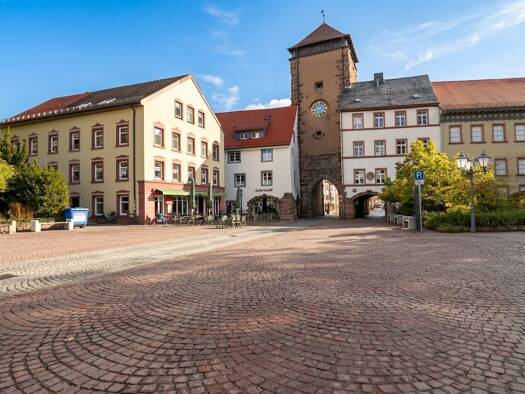 Laden zum Kauf 575.000 € 2 Zimmer 121,8 m² Verkaufsfläche Villingen Villingen-Schwenningen 78050