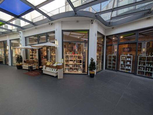 Laden zur Miete 2.860 € 77 m² Verkaufsfläche Maximilianstraße 14 Innenstadt Augsburg 86150