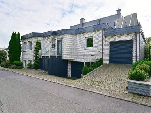 Einfamilienhaus zum Kauf 890.000 € 8 Zimmer 361 m² 634 m² Grundstück Bremke Iserlohn 58638