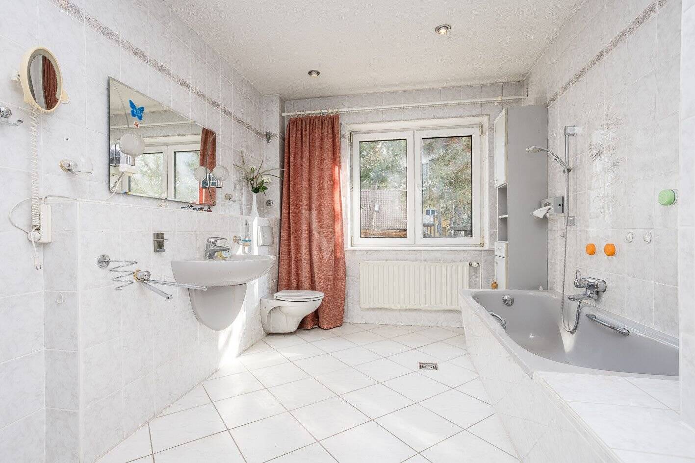 Property thumbnail 5