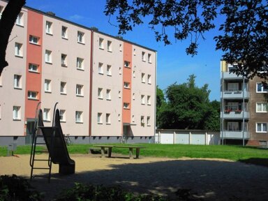 Wohnung zur Miete 504 € 4,5 Zimmer 72 m² 3. Geschoss Am Kindergarten 5 Voerde Voerde 46562