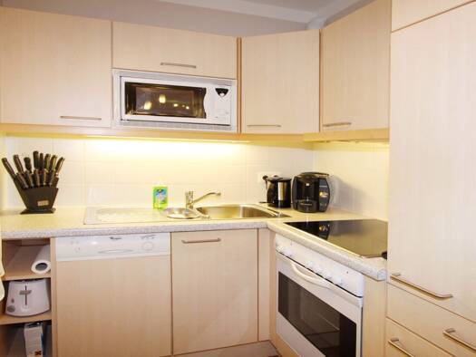 Wohnung zum Kauf 228.000 € 1,5 Zimmer 42 m² Wien 1140