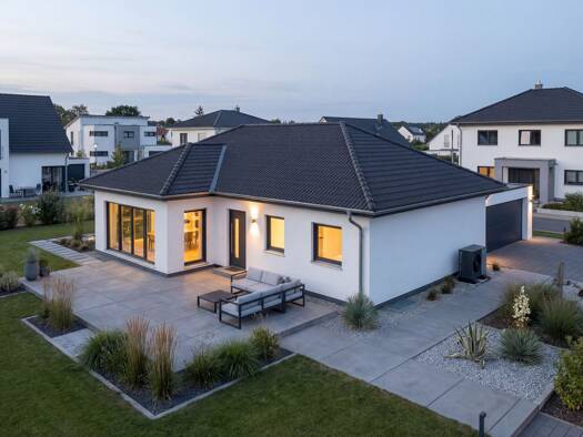 Bungalow zum Kauf - Erstbezug provisionsfrei 388.570 € 4 Zimmer 108 m² 500 m² Grundstück Panitzsch Borsdorf 04451