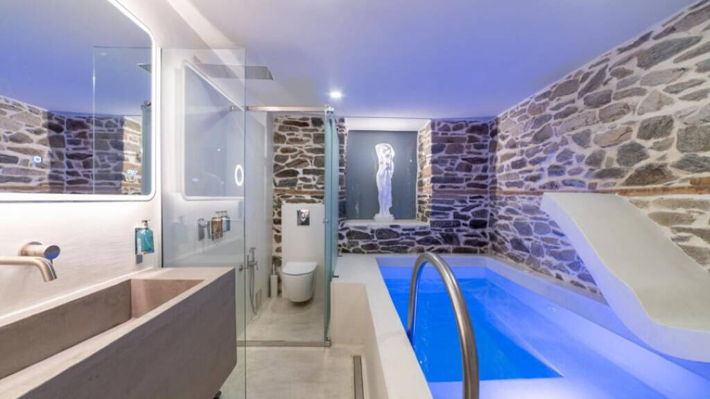 Hotel zum Kauf 890.000 € 7 Zimmer 208 m² Grundstück Kavala