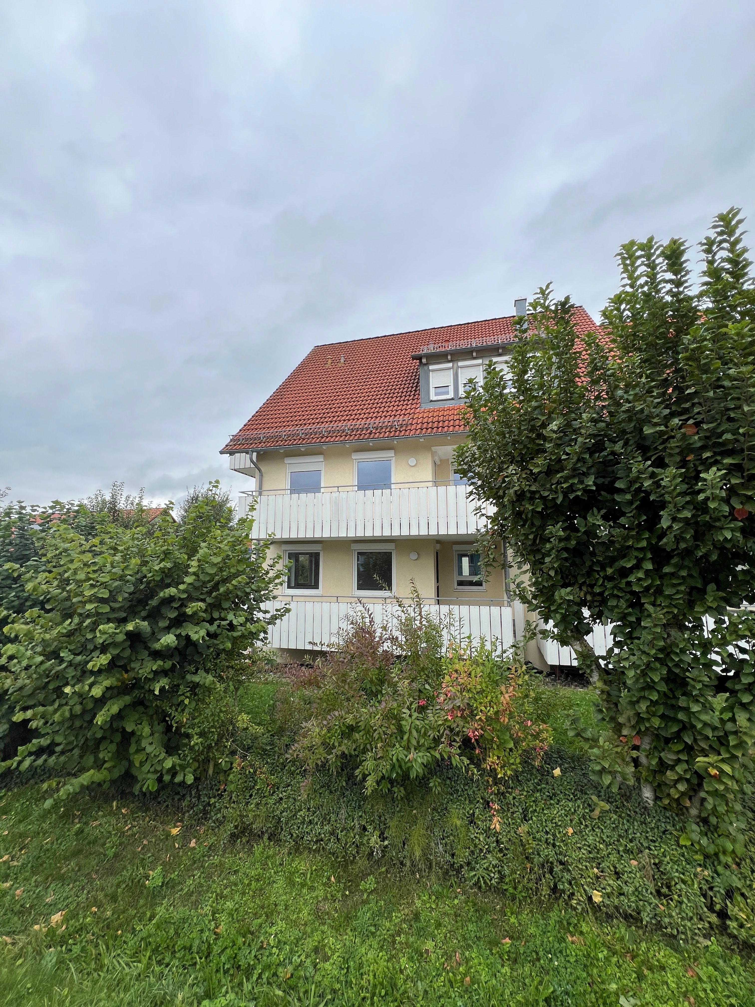 Wohnung zum Kauf 209.000 € 3 Zimmer 85 m²<br/>Wohnfläche EG<br/>Geschoss ab sofort<br/>Verfügbarkeit Blaufelden Blaufelden 74572