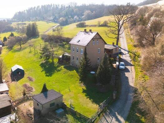 Einfamilienhaus zum Kauf 125.000 € 8 Zimmer 150 m² 4.755 m² Grundstück Thieschitz Gera 07548