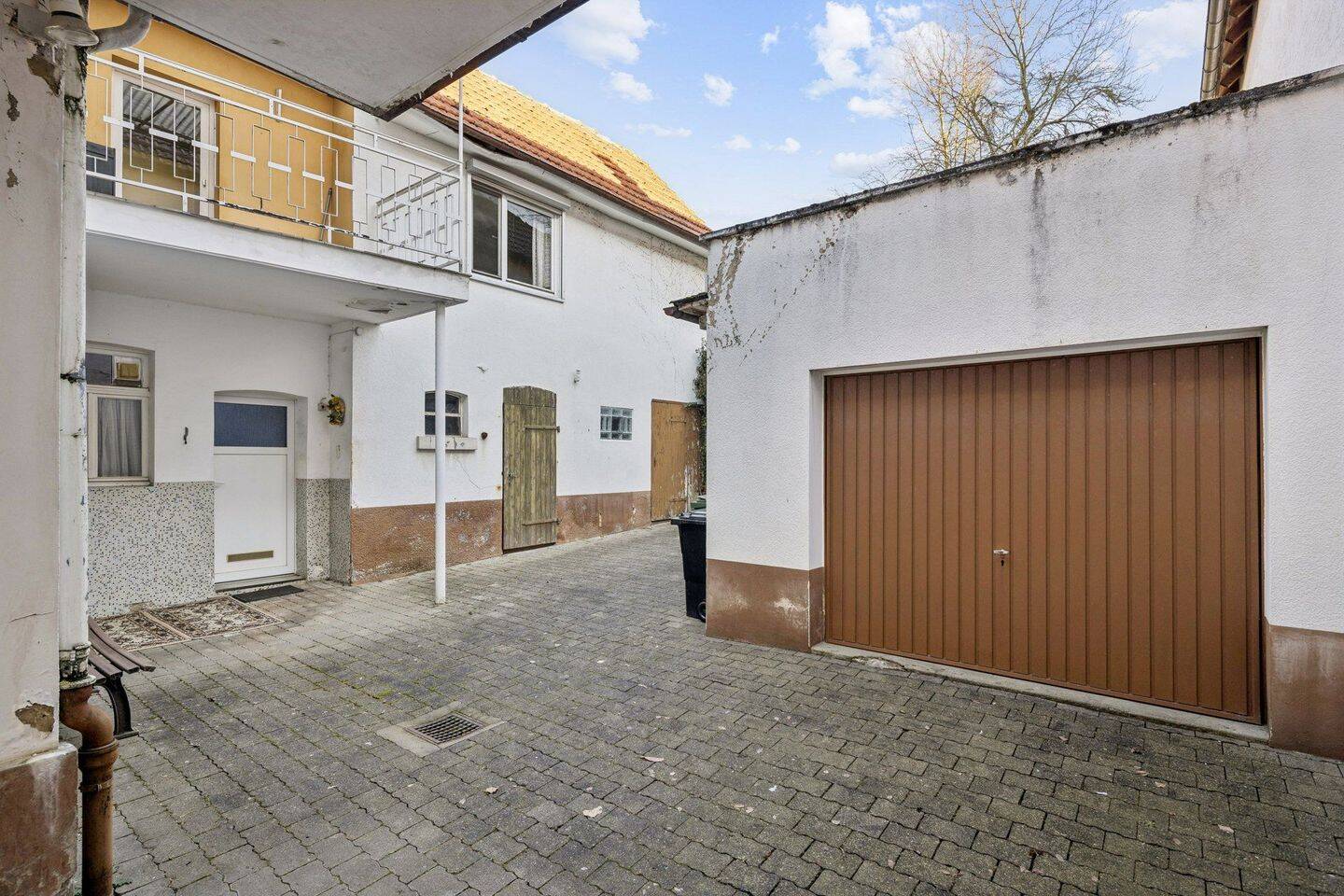 Immobilie in Langgöns - Wohnhaus in Langgöns mit Platz für große und kleine Familien - Bild 2