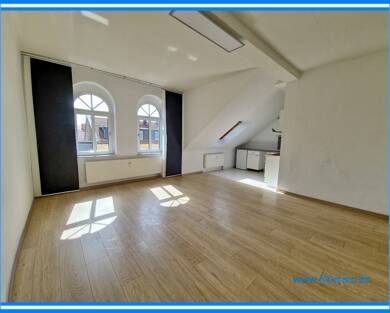 Wohnung zur Miete 225 € 2 Zimmer 40,5 m² Dachgeschoss, 3. Geschoss frei ab 01.10.2025 Köthen Köthen 06366