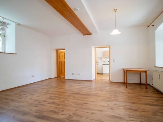 Wohnung zur Miete 380 € 1 Zimmer 37,6 m² Stadtsteinach Stadtsteinach 95346
