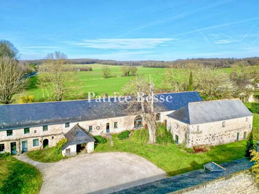 Bauernhaus zum Kauf 1.150.000 € 9 Zimmer 373 m² 6.145 m² Grundstück Hauts de Saint Aubin Angers 49000
