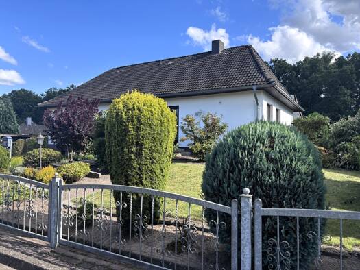 Einfamilienhaus zum Kauf 379.000 € 4 Zimmer 111 m² 911 m² Grundstück Jesteburg 21266