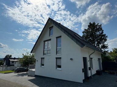 Einfamilienhaus zur Miete 1.950 € 5 Zimmer 152 m² 435 m² Grundstück Wahllokal 200 Siegburg 53721