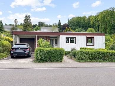 Einfamilienhaus zum Kauf 199.000 € 6 Zimmer 198 m² 959 m² Grundstück Göttschied Idar-Oberstein 55743