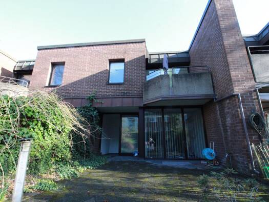 Haus zur Miete 2.750 € 6 Zimmer 155 m² 250 m² Grundstück frei ab sofort Düsseldorf 40235