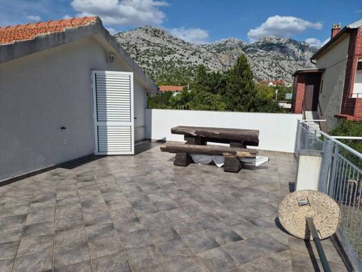 Haus zum Kauf 379.000 € 6 Zimmer 190 m² Starigrad
