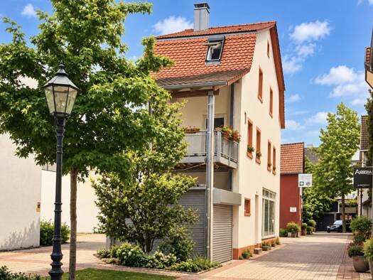 Haus zum Kauf 298.000 € 3 Zimmer 93,4 m² 60 m² Grundstück frei ab sofort Dreherstraße 1 Stadtgebiet Bühl 77815