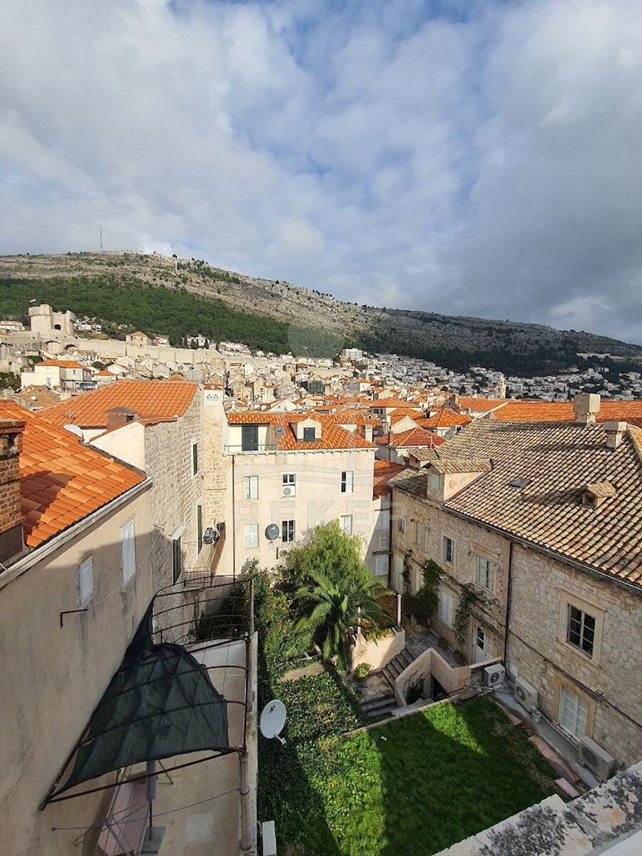 Studio zum Kauf 500.000 € 4 Zimmer 81 m²<br/>Wohnfläche Dubrovnik