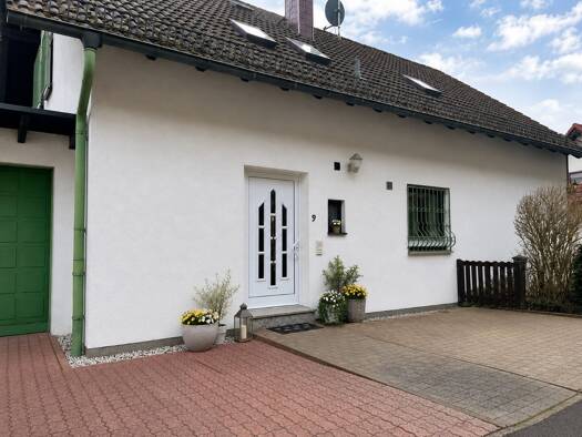 Mehrfamilienhaus zum Kauf 390.000 € 6 Zimmer 211 m² 474 m² Grundstück Eichelsdorf Nidda 63667