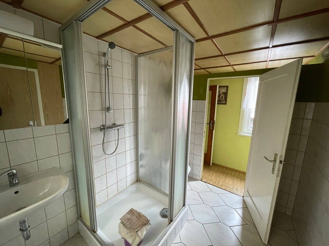 Property thumbnail 16