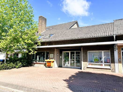 Gewerbeobjekt zum Kauf als Kapitalanlage geeignet 459.000 € 466 m² 934 m² Grundstück Mehrhoog Hamminkeln 46499