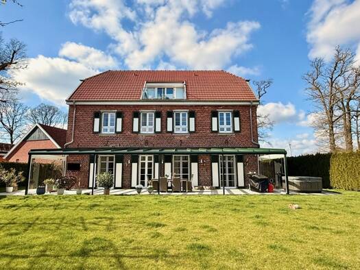 Einfamilienhaus zum Kauf 1.965.000 € 8 Zimmer 303,1 m² 3.838 m² Grundstück Heiden 46359