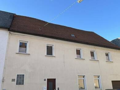 Haus zum Kauf 40.000 € 5 Zimmer 163 m² 680 m² Grundstück frei ab sofort Thiersheim Thiersheim 95707