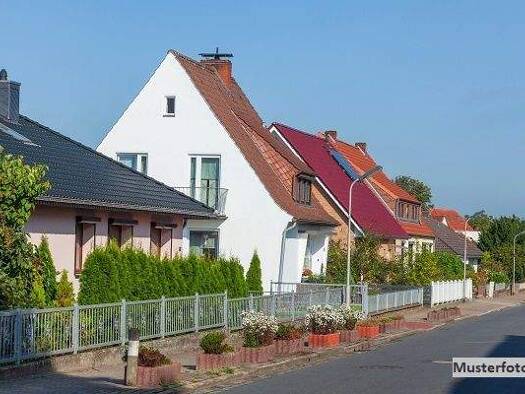 Einfamilienhaus zum Kauf 68.300 € 1 Zimmer 101 m² 223 m² Grundstück Idar-Oberstein 55743