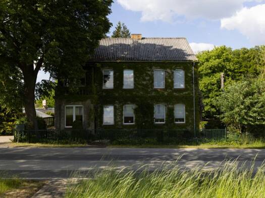 Einfamilienhaus zum Kauf 379.999 € 8 Zimmer 257 m² 20.323 m² Grundstück Alt Meteln Alt Meteln / Rugensee 19069