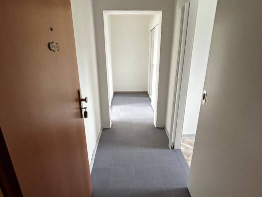Wohnung zur Miete 350 € 2 Zimmer 52,6 m² 3. Geschoss Weimarer Str. 22 Pfiffelbach Ilmtal-Weinstraße 99510