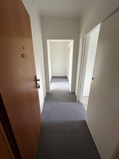 Wohnung zur Miete 350 € 2 Zimmer 52,6 m² 3. Geschoss Weimarer Str. 22 Pfiffelbach Ilmtal-Weinstraße 99510
