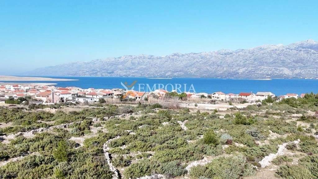 Land-/Forstwirtschaft zum Kauf 93.210 € Razanac