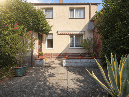 Einfamilienhaus zum Kauf 139.000 € 4 Zimmer 110 m² 707 m² Grundstück frei ab sofort Brüel Brüel 19412