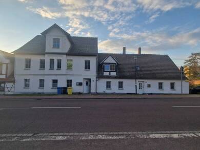 Mehrfamilienhaus zum Kauf provisionsfrei 249.000 € 16 Zimmer 350 m² 355 m² Grundstück Friedensstr. 12 Rothenburg Wettin-Löbejün 06193