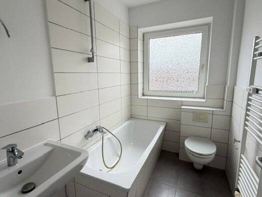 Wohnung zur Miete 479 € 3 Zimmer 65,4 m² 2. Geschoss Weidenstraße 16 Aldenburg Wilhelmshaven 26389