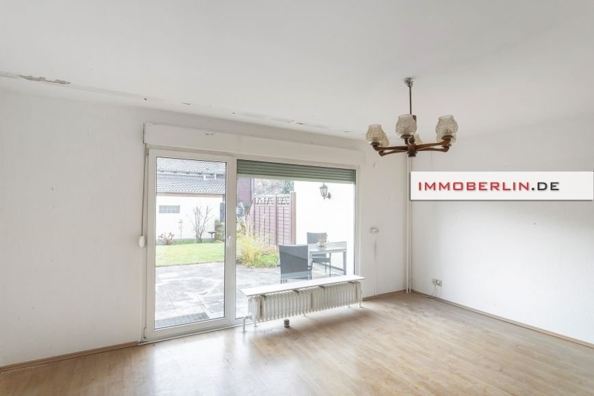 Reihenmittelhaus zum Kauf 435.000 € 4 Zimmer 90 m²<br/>Wohnfläche 282 m²<br/>Grundstück ab sofort<br/>Verfügbarkeit Rudow Berlin 12357