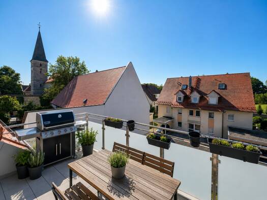 Maisonette zur Miete 1.770 € 5 Zimmer 134 m² 3. Geschoss Büchenbach Erlangen 91056