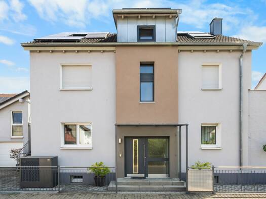 Mehrfamilienhaus zum Kauf 855.000 € 9,5 Zimmer 281 m² 405 m² Grundstück Dettingen Karlstein am Main 63791