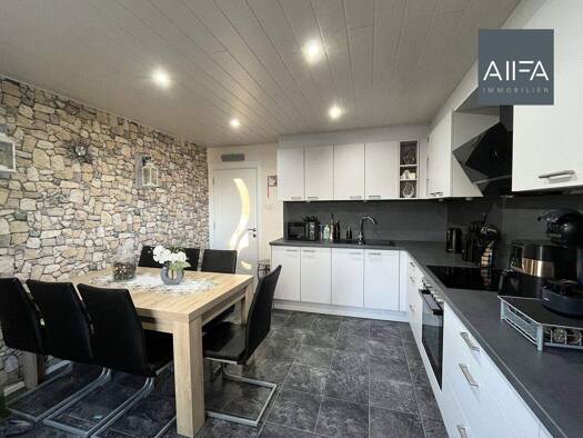 Doppelhaushälfte zum Kauf 349.000 € 7 Zimmer 150 m² 1.051 m² Grundstück Leuth Nettetal 41334