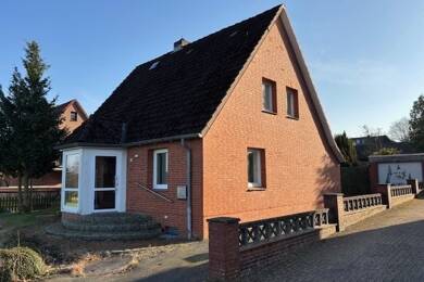 Einfamilienhaus zum Kauf 279.000 € 5 Zimmer 122 m² 720 m² Grundstück Nütschau Travenbrück 23843