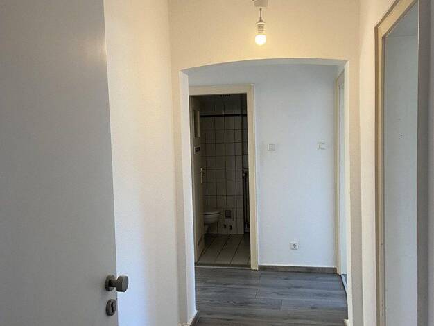 Wohnung zur Miete 450 € 2 Zimmer 50 m² Bismarckstraße 150 Innenstadt Wilhelmshaven 26382