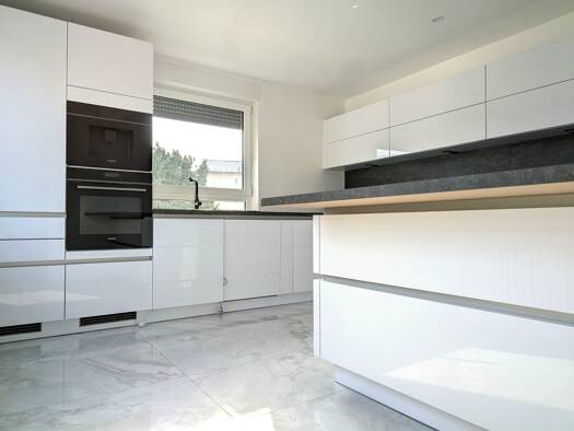 Einfamilienhaus zum Kauf 374.500 € 7 Zimmer 210 m² 997 m² Grundstück Schneckenlohe 96277