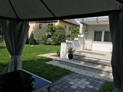 Einfamilienhaus zum Kauf provisionsfrei 699.000 € 5 Zimmer 210 m² 640 m² Grundstück frei ab sofort Goethestraße 4 Bietigheim 76467