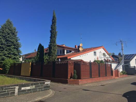 Wohnung zur Miete 1.900 € 6 Zimmer 200 m² Geschoss 1/2 frei ab 01.11.2026 Linkenheim Linkenheim-Hochstetten 76351