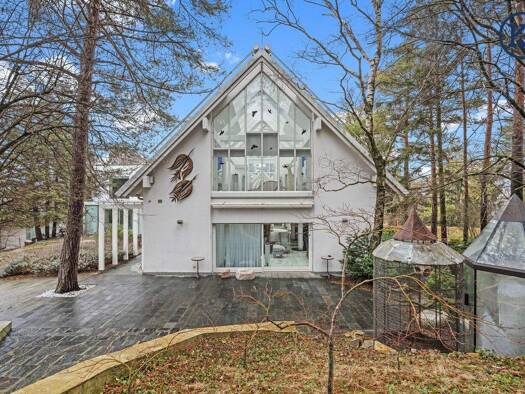 Villa zum Kauf 3.450.000 € 6 Zimmer 385,3 m² 7.534 m² Grundstück Kirchenweg 69-71 Hagenbrunn 2102