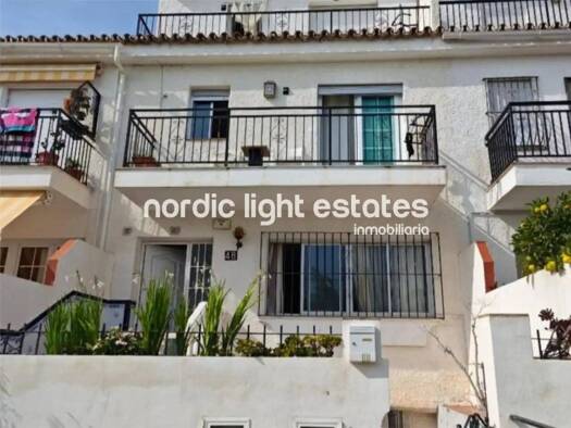Chalet zum Kauf 690.000 € 4 Zimmer 260 m² Torremolinos 29620